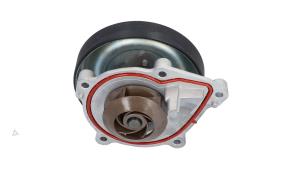 Gebruikte Waterpomp Peugeot 3008 II (M4/MC/MJ/MR) 1.6 e-THP 165 16V Prijs € 75,00 Inclusief btw aangeboden door Automaterialen Ronald Morien B.V.