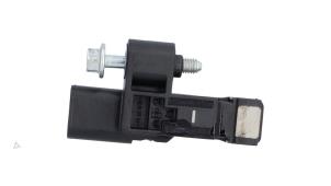 Gebruikte Krukas sensor Peugeot 3008 II (M4/MC/MJ/MR) 1.6 e-THP 165 16V Prijs € 20,00 Inclusief btw aangeboden door Automaterialen Ronald Morien B.V.