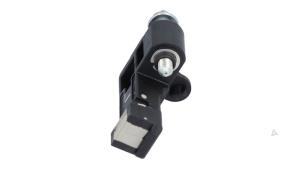 Gebruikte Krukas sensor Peugeot 3008 II (M4/MC/MJ/MR) 1.6 e-THP 165 16V Prijs € 20,00 Inclusief btw aangeboden door Automaterialen Ronald Morien B.V.