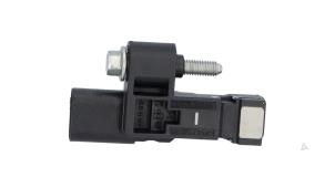 Gebruikte Krukas sensor Peugeot 3008 II (M4/MC/MJ/MR) 1.6 e-THP 165 16V Prijs € 20,00 Inclusief btw aangeboden door Automaterialen Ronald Morien B.V.