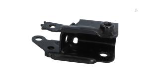 Gebruikte Motorsteun Opel Combo Cargo 1.6 CDTI 100 Prijs € 15,00 Margeregeling aangeboden door Automaterialen Ronald Morien B.V.