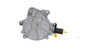 Nieuwe Vacuumpomp (Benzine) Renault Kadjar (RFEH) 1.3 TCE 140 FAP 16V Prijs € 68,99 Inclusief btw aangeboden door Automaterialen Ronald Morien B.V.