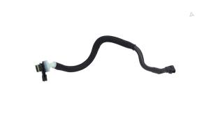 Nieuwe Leiding (diversen) Dacia Duster (SR) 1.3 TCE 150 16V Prijs € 19,00 Inclusief btw aangeboden door Automaterialen Ronald Morien B.V.