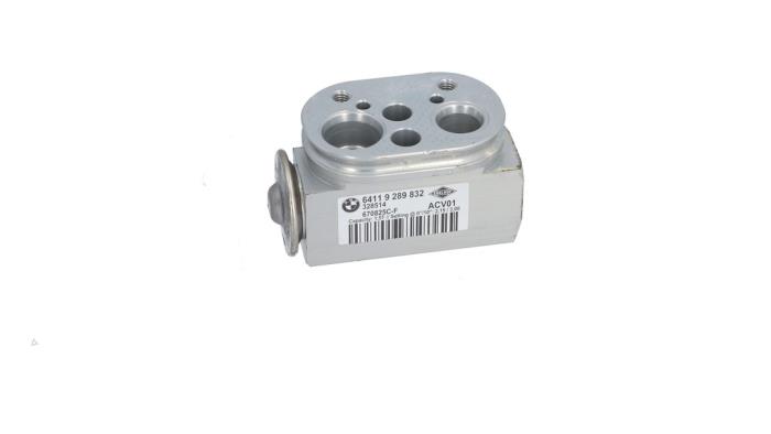 Gebruikte Airco expansieklep BMW 2 serie (F22) 218i 1.5 TwinPower Turbo 12V Prijs € 34,99 Inclusief btw aangeboden door Automaterialen Ronald Morien B.V.