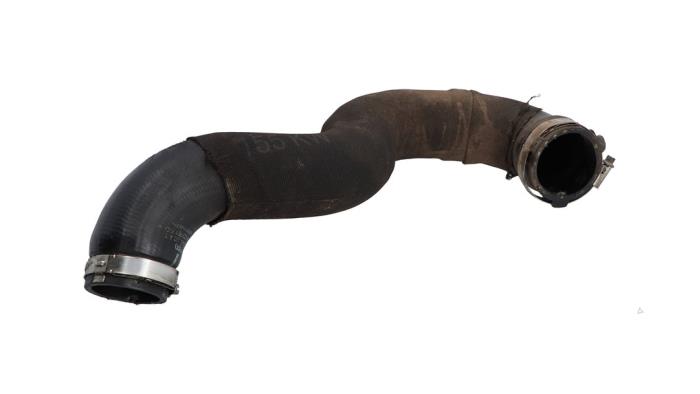 Gebruikte Intercooler Buis Audi A4 Quattro (B8) 2.0 TFSI 16V Prijs € 30,00 Margeregeling aangeboden door Automaterialen Ronald Morien B.V.