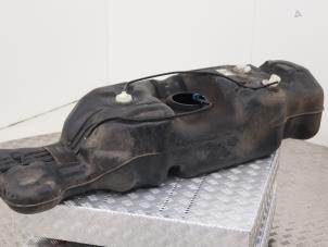 Gebruikte Brandstoftank Ford Ranger 2.0 EcoBlue 16V 4x4 Prijs € 195,00 Margeregeling aangeboden door Automaterialen Ronald Morien B.V.