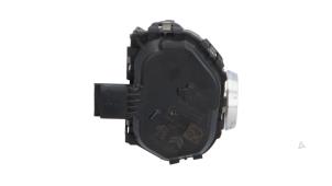 Gebruikte Gasklephuis Peugeot 3008 I (0U/HU) 1.6 BlueHDi 120 Prijs € 25,00 Margeregeling aangeboden door Automaterialen Ronald Morien B.V.