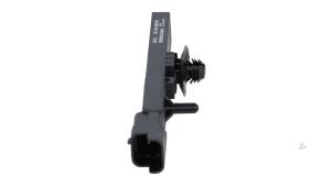 Gebruikte Antenne Citroen DS5 (KD/KF) 2.0 165 HYbrid4 16V Prijs € 7,50 Margeregeling aangeboden door Automaterialen Ronald Morien B.V.