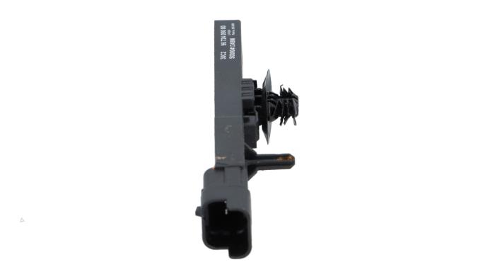 Gebruikte Antenne Citroen DS5 (KD/KF) 2.0 165 HYbrid4 16V Prijs € 7,50 Margeregeling aangeboden door Automaterialen Ronald Morien B.V.