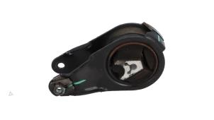 Gebruikte Motorsteun Citroen DS5 (KD/KF) 2.0 165 HYbrid4 16V Prijs € 19,00 Margeregeling aangeboden door Automaterialen Ronald Morien B.V.