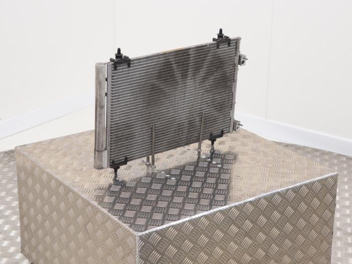 Gebruikte Airco Condensor Citroen DS5 (KD/KF) 2.0 165 HYbrid4 16V Prijs € 29,00 Margeregeling aangeboden door Automaterialen Ronald Morien B.V.