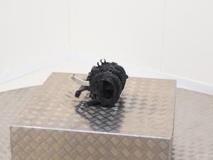 Gebruikte Inlaatspruitstuk Peugeot 108 1.0 12V VVT-i Prijs € 75,00 Margeregeling aangeboden door Automaterialen Ronald Morien B.V.