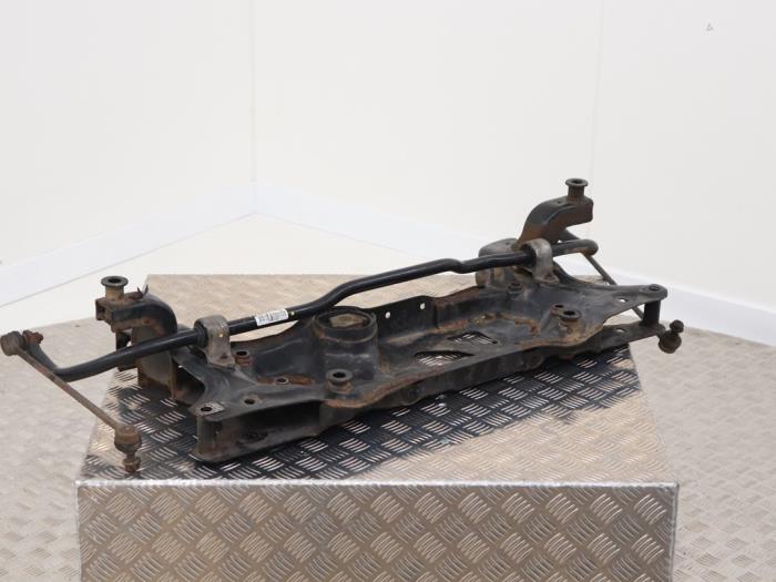 Gebruikte Subframe Volkswagen Jetta IV (162/16A) 1.4 TSI Hybrid 16V Prijs € 125,00 Margeregeling aangeboden door Automaterialen Ronald Morien B.V.