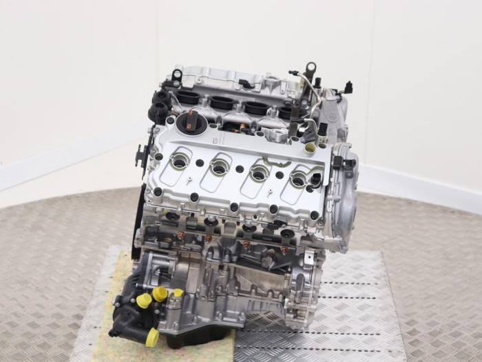 Motor van een Audi Q7 (4LB) 4.2 FSI V8 32V 2014