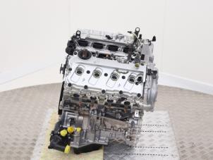 Motor van een Audi Q7 (4LB) 4.2 FSI V8 32V 2014