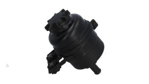 Gebruikte Servo Oliereservoir BMW 3 serie (E46/2C) M3 3.2 24V Prijs € 8,26 Margeregeling aangeboden door Automaterialen Ronald Morien B.V.