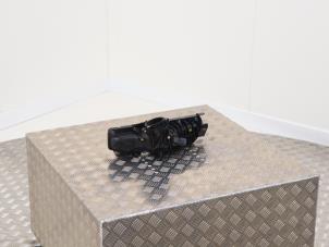 Nieuwe Spruitstuk Inlaat Volkswagen Transporter/Caravelle T6 2.0 TDI 150 Prijs € 85,00 Inclusief btw aangeboden door Automaterialen Ronald Morien B.V.