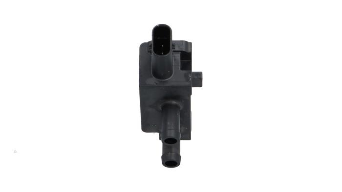 Gebruikte Roetfilter sensor Volkswagen Transporter/Caravelle T6 2.0 TDI Prijs € 25,00 Inclusief btw aangeboden door Automaterialen Ronald Morien B.V.