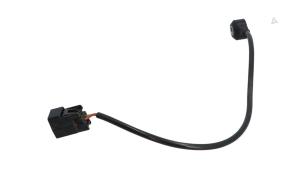 Gebruikte Klopsensor Ford Kuga II (DM2) 1.5 EcoBoost 16V 150 Prijs € 20,00 Margeregeling aangeboden door Automaterialen Ronald Morien B.V.