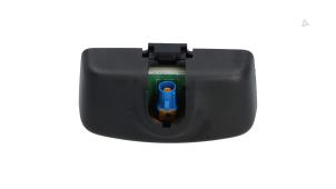 Gebruikte GPS Antenne Ford Kuga II (DM2) 1.5 EcoBoost 16V 150 Prijs € 25,00 Margeregeling aangeboden door Automaterialen Ronald Morien B.V.