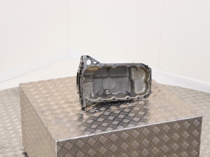 Gebruikte Carterpan Ford Kuga II (DM2) 1.5 EcoBoost 16V 150 Prijs € 49,00 Margeregeling aangeboden door Automaterialen Ronald Morien B.V.