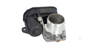 Gebruikte Gasklephuis Citroen C4 Cactus (0B/0P) 1.2 PureTech 130 12V Prijs € 25,00 Margeregeling aangeboden door Automaterialen Ronald Morien B.V.