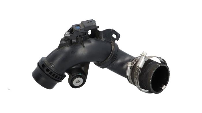 Gebruikte Intercooler Buis Opel Corsa V 1.2 12V 100 Prijs € 25,00 Margeregeling aangeboden door Automaterialen Ronald Morien B.V.