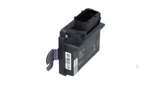 Gebruikte Handrem Module Kia Niro I (DE) 1.6 GDI Hybrid Prijs € 195,00 Margeregeling aangeboden door Automaterialen Ronald Morien B.V.