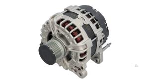 Gebruikte Dynamo Volkswagen Transporter/Caravelle T6 2.0 TDI 150 4Motion Prijs € 275,00 Inclusief btw aangeboden door Automaterialen Ronald Morien B.V.