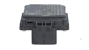 Gebruikte Radar sensor Tesla Model Y (5YJY) EV 4x4 Prijs € 149,00 Inclusief btw aangeboden door Automaterialen Ronald Morien B.V.