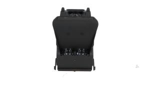 Gebruikte Sensor ACC (afstand) Ford Focus 3 1.5 EcoBoost 16V 150 Prijs € 125,00 Margeregeling aangeboden door Automaterialen Ronald Morien B.V.