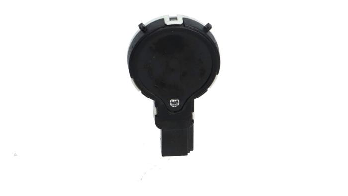 Gebruikte Regensensor Ford Focus 3 1.5 EcoBoost 16V 150 Prijs € 25,00 Margeregeling aangeboden door Automaterialen Ronald Morien B.V.