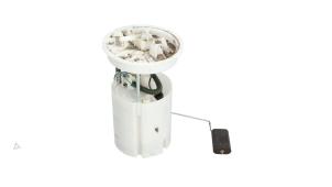 Gebruikte Benzinepomp Ford Focus 3 1.5 EcoBoost 16V 150 Prijs € 39,00 Margeregeling aangeboden door Automaterialen Ronald Morien B.V.