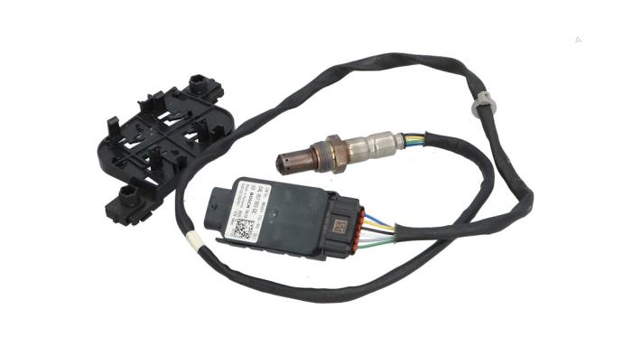 Gebruikte Nox sensor Volkswagen Transporter/Caravelle T6 2.0 TDI 150 Prijs € 90,75 Inclusief btw aangeboden door Automaterialen Ronald Morien B.V.