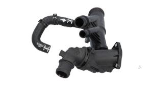 Gebruikte Thermostaathuis Volkswagen Transporter/Caravelle T6 2.0 TDI 150 Prijs € 34,99 Inclusief btw aangeboden door Automaterialen Ronald Morien B.V.