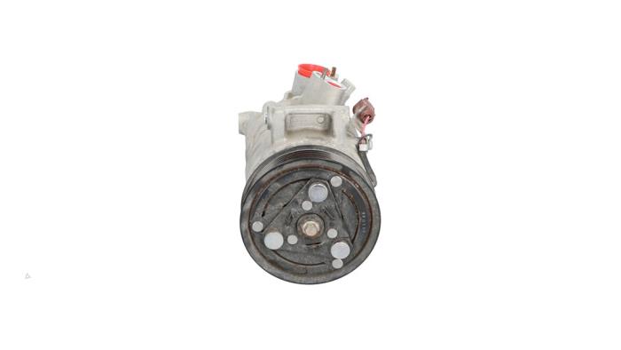 Gebruikte Aircopomp Skoda Fabia III (NJ3) 1.0 TSI 12V Prijs € 66,55 Inclusief btw aangeboden door Automaterialen Ronald Morien B.V.