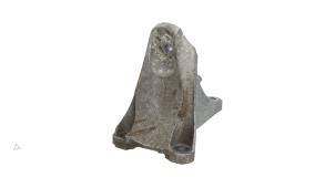 Gebruikte Motorsteun Audi Q7 (4LB) 4.2 FSI V8 32V Prijs € 25,00 Margeregeling aangeboden door Automaterialen Ronald Morien B.V.