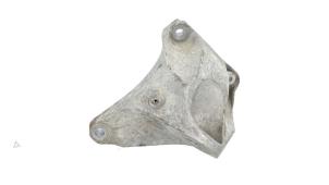 Gebruikte Motorrubber Audi Q7 (4LB) 4.2 FSI V8 32V Prijs € 25,00 Margeregeling aangeboden door Automaterialen Ronald Morien B.V.