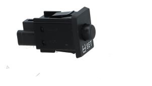 Gebruikte Bandenspanning schakelaar Toyota Yaris III (P13) 1.5 16V Hybrid Prijs € 10,00 Margeregeling aangeboden door Automaterialen Ronald Morien B.V.