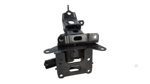 Gebruikte Motorrubber Toyota Yaris III (P13) 1.5 16V Hybrid Prijs € 25,00 Margeregeling aangeboden door Automaterialen Ronald Morien B.V.