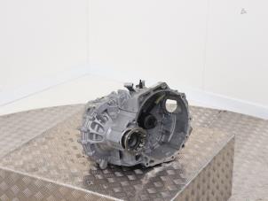 Nieuwe Versnellingsbak Volkswagen T-Roc I 1.5 TSI Evo BMT 16V Prijs € 1.996,50 Inclusief btw aangeboden door Automaterialen Ronald Morien B.V.