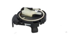 Gebruikte Sensor Airbag Seat Arona (KJX) 1.0 TSI 12V Prijs € 20,00 Margeregeling aangeboden door Automaterialen Ronald Morien B.V.