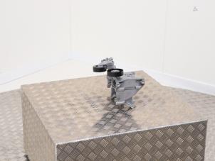 Nieuwe Dynamosteun boven Seat Exeo ST (3R5) 2.0 TSI 16V Prijs € 95,00 Inclusief btw aangeboden door Automaterialen Ronald Morien B.V.