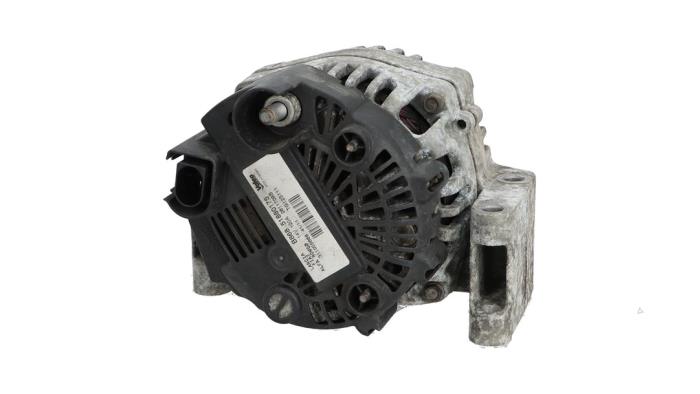 Gebruikte Dynamo Fiat Punto Evo (199) 1.3 JTD Multijet 85 16V Euro 5 Prijs € 39,00 Margeregeling aangeboden door Automaterialen Ronald Morien B.V.
