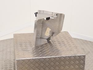 Gebruikte Diversen Aston Martin DB 9 Vantage 6.0 V12 48V Prijs € 75,00 Margeregeling aangeboden door Automaterialen Ronald Morien B.V.