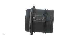 Gebruikte Luchthoeveelheidsmeter Volkswagen Transporter/Caravelle T6 2.0 TDI 204 4Motion Prijs € 45,00 Inclusief btw aangeboden door Automaterialen Ronald Morien B.V.