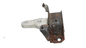 Gebruikte Motorsteun Ford Fiesta 6 (JA8) 1.6 TDCi 16V 95 Prijs € 25,00 Margeregeling aangeboden door Automaterialen Ronald Morien B.V.