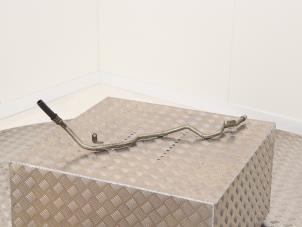 Gebruikte Oliedruk Leiding Aston Martin DB 9 Vantage 6.0 V12 48V Prijs € 65,00 Margeregeling aangeboden door Automaterialen Ronald Morien B.V.