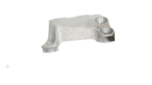 Gebruikte Motorsteun Opel Astra K Sports Tourer 1.4 16V Prijs € 15,00 Inclusief btw aangeboden door Automaterialen Ronald Morien B.V.