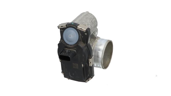 Gebruikte Gasklephuis Opel Karl 1.0 12V Prijs € 49,00 Margeregeling aangeboden door Automaterialen Ronald Morien B.V.
